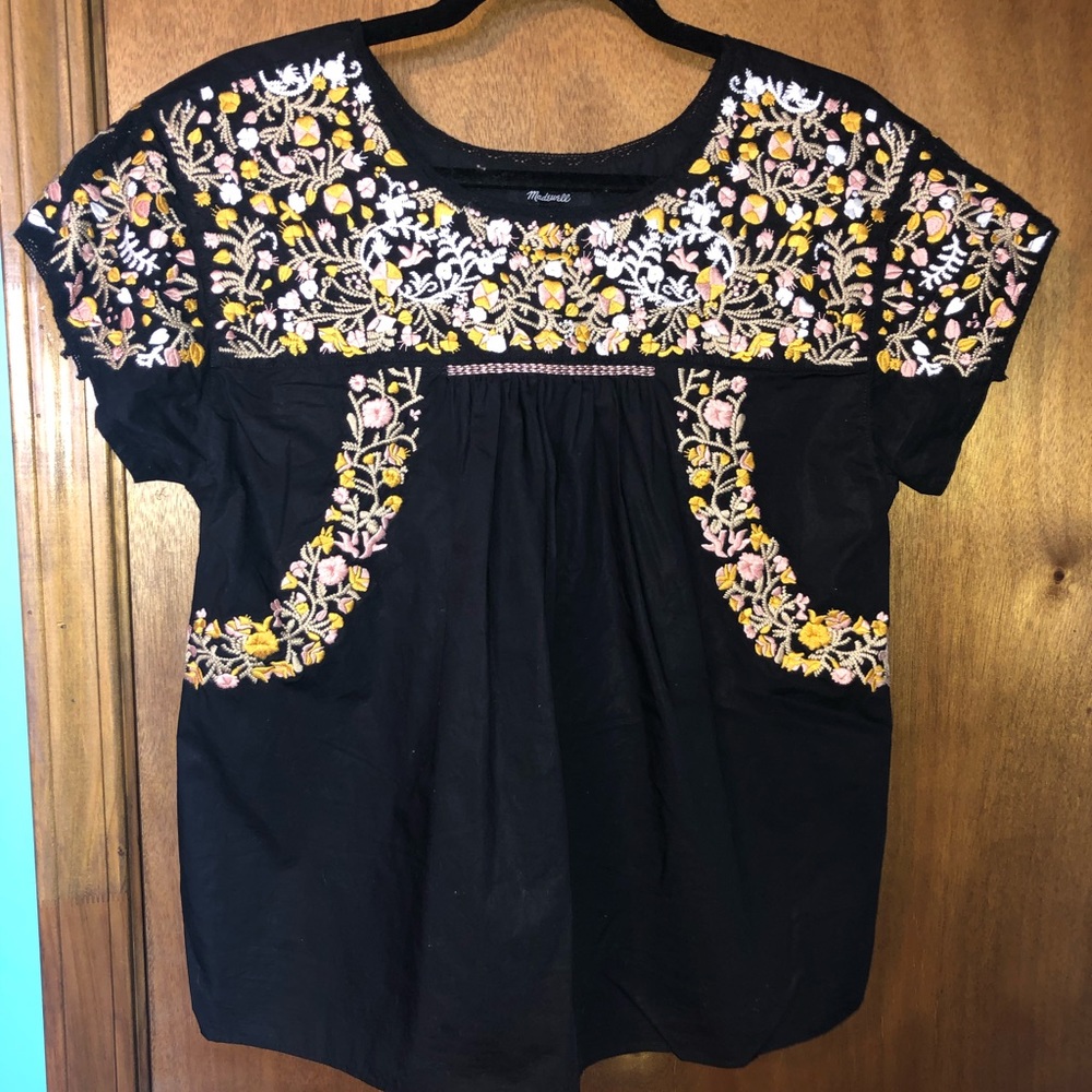 GORGEOUS embroidered springtime madewell blouse